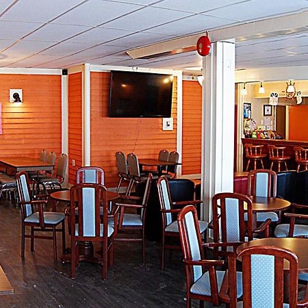 Anchor Inn Hotel And Suites Туіллінґейт Екстер'єр фото